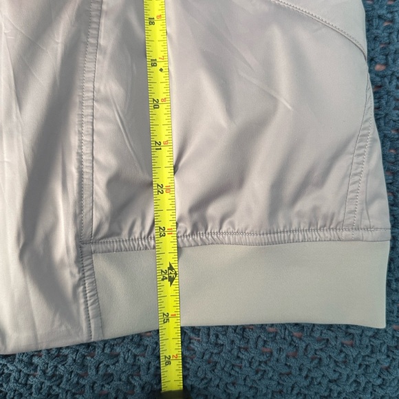 Lululemon Light Purple Jacket - Picture 4 of 9